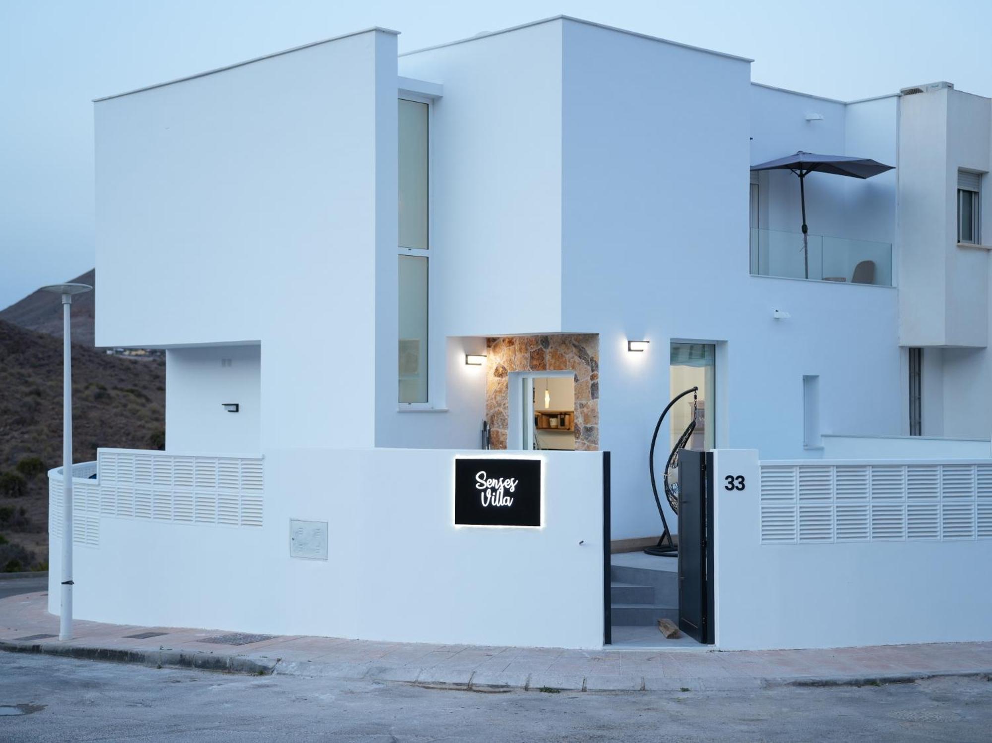 Senses Villa San Jose  Bagian luar foto